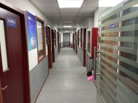 公司走廊